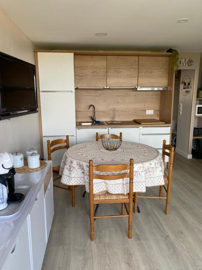 La Maison Du Bonheur Les Eaux Vives 1 Saint-Pierre-la-Mer  Экстерьер фото