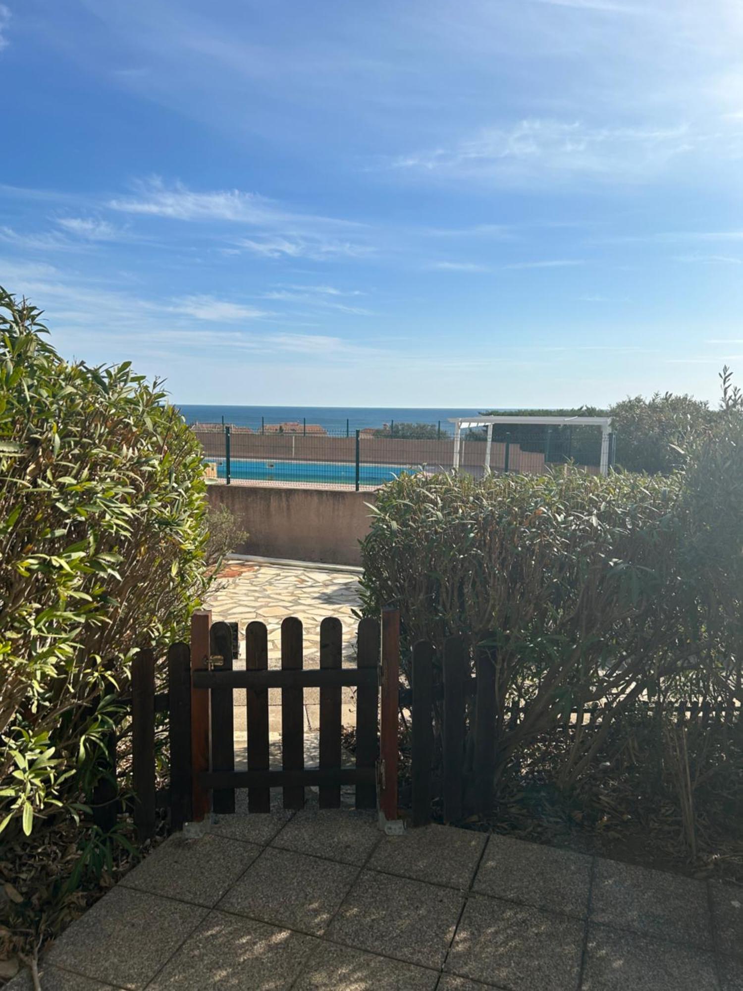 La Maison Du Bonheur Les Eaux Vives 1 Saint-Pierre-la-Mer  Экстерьер фото